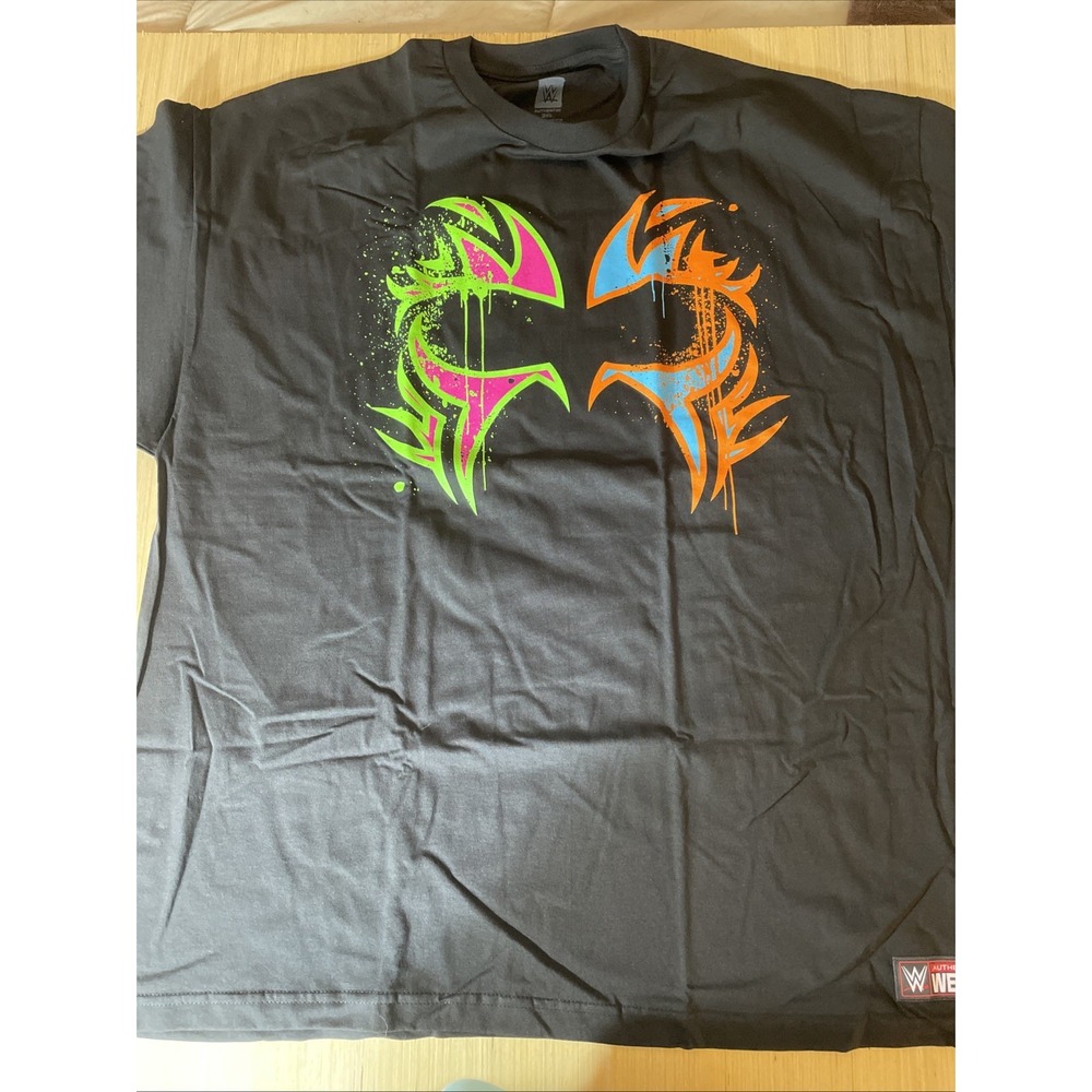 WWE USOS play hard in the paint 3XL black T-shirt NOS